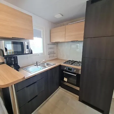 مكان تخييم Mobil 204 Jardins De L'atlantique سان جان دي مونت